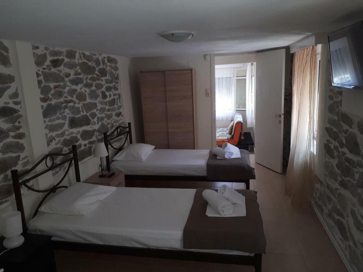 Efthimis Rooms Kavala Exterior foto